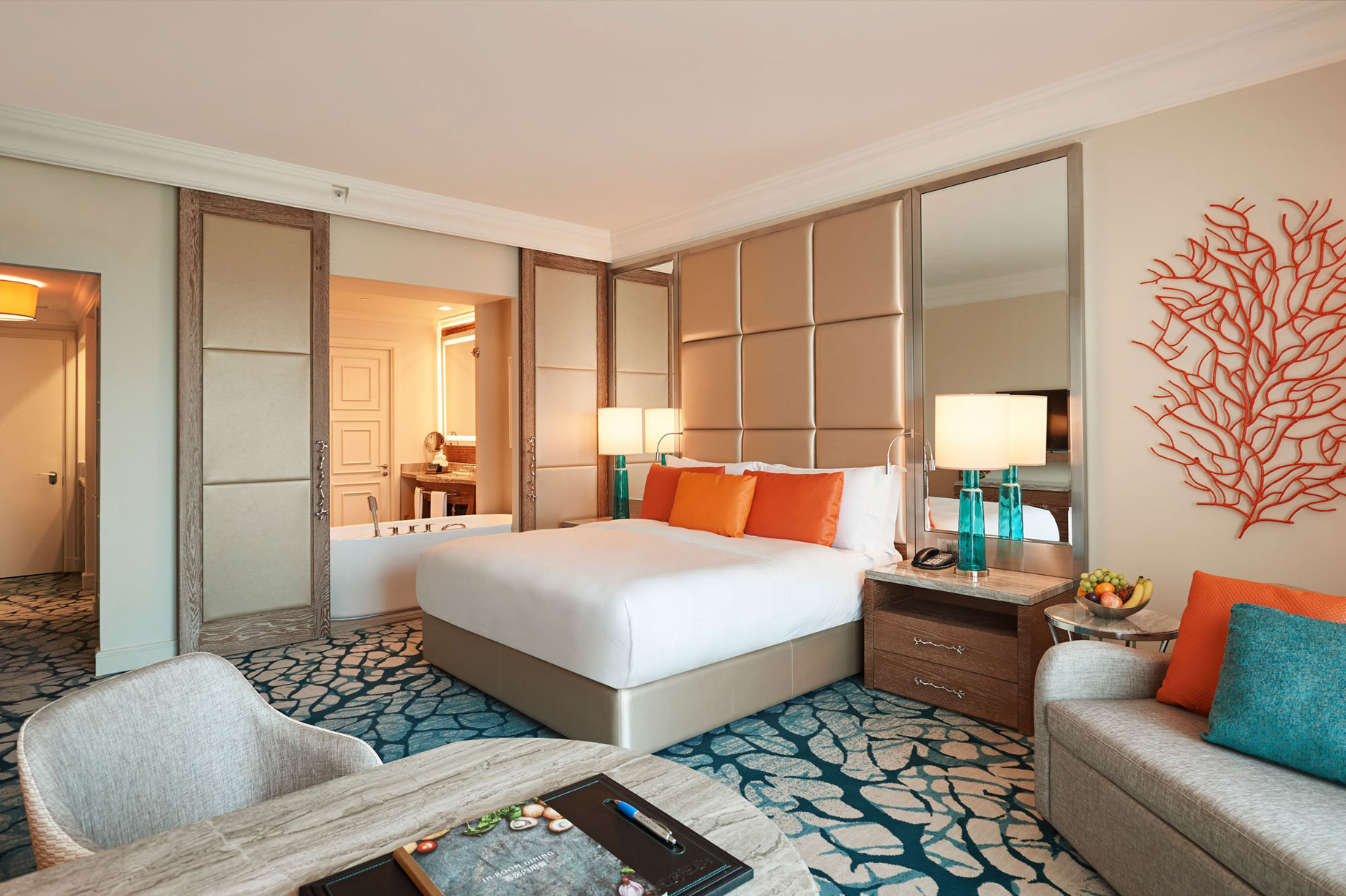 Ocean King Room bedroom at Atlantis The Palm